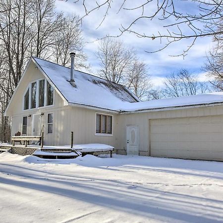 Lakes Of The North Home On Snowmobile And Atv Trail! Mancelona Exterior foto